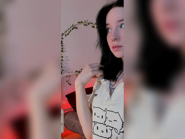 Visit lilithlunna profile