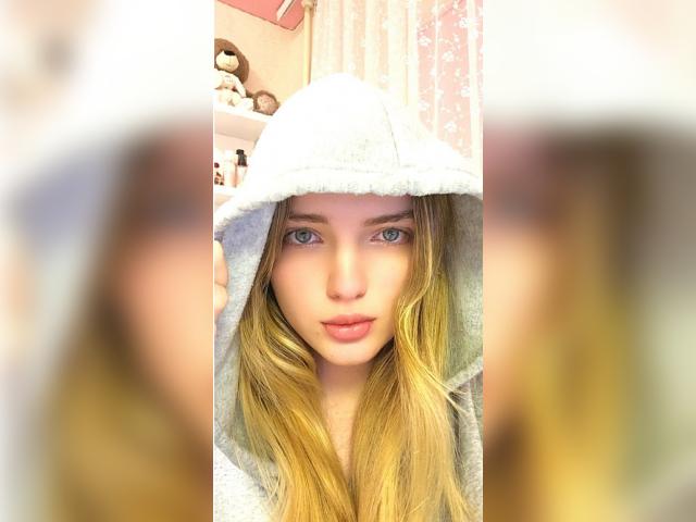 Visit SweetRinaKiss profile