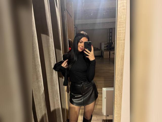 Visit Hotgirl1 profile