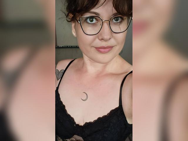 Visit KiraRays profile