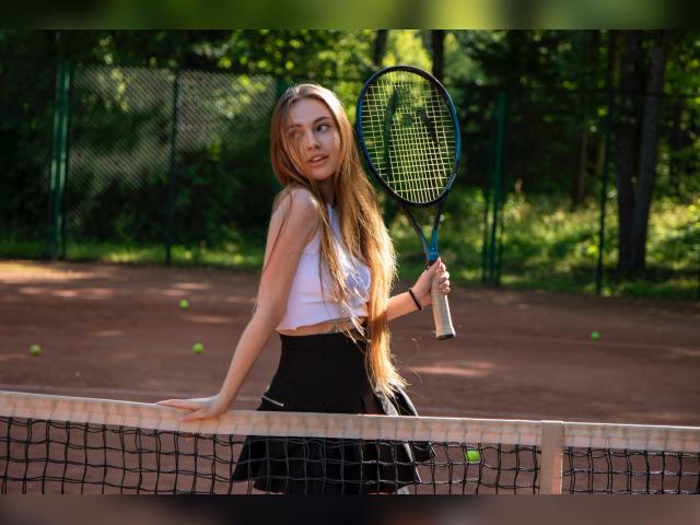 Visit CassieEvansson profile