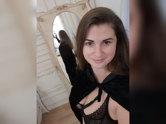 Visit Karinna profile