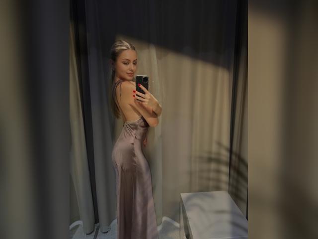 Visit GloriaSS profile