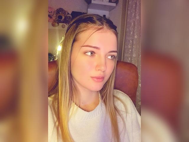 Visit SweetRinaKiss profile