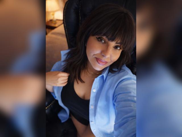 Visit Elisora profile