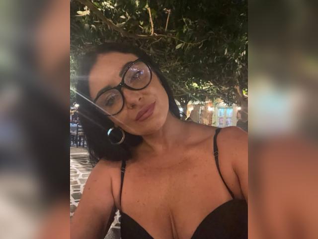 Visit Mirabele profile