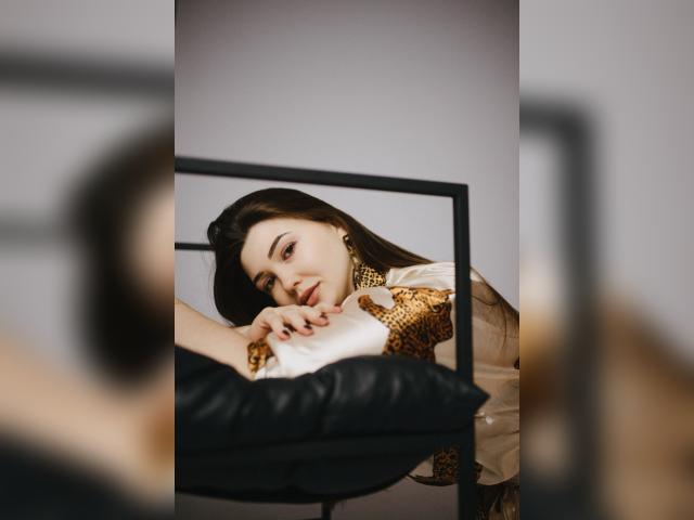 Visit TatiAllure profile