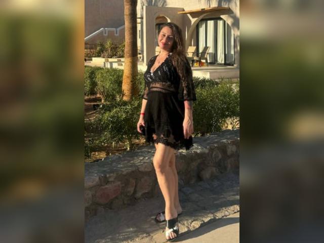 Visit AriaVelvet profile