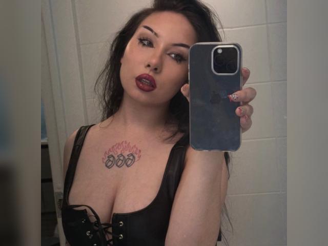 Visit AdeleNova profile