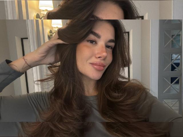 Visit minijessy profile