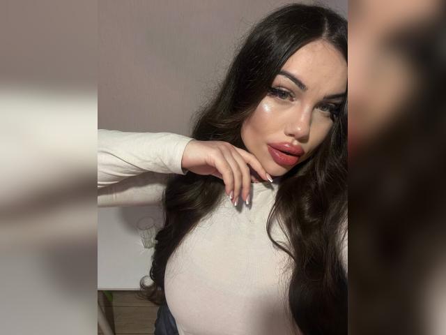 Visit Royal0Crystal profile