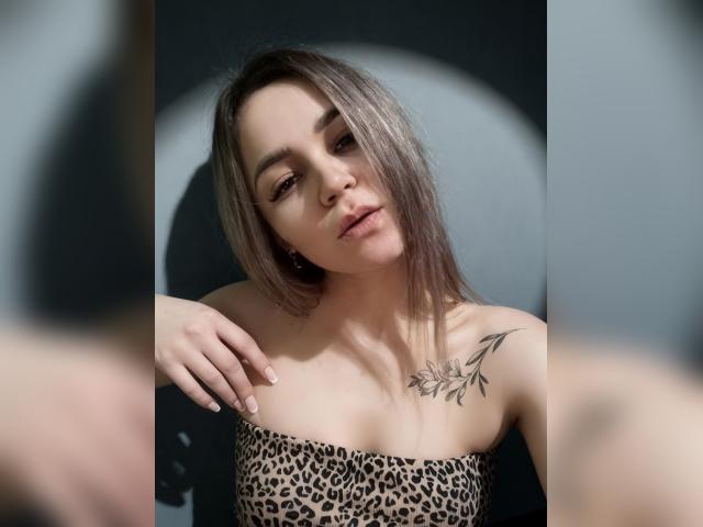 Visit Tavina profile