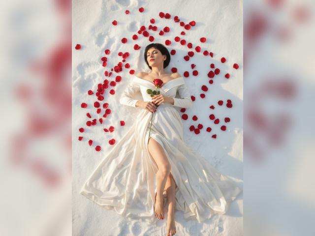 Visit tattoedgirl profile