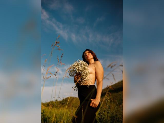 Visit ElizaStoun profile