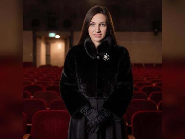 Visit Shakira profile