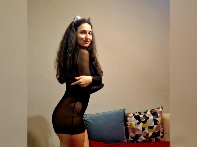 Visit QueenIssaBel profile