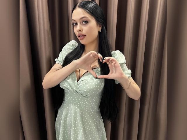 Visit A1delinee profile