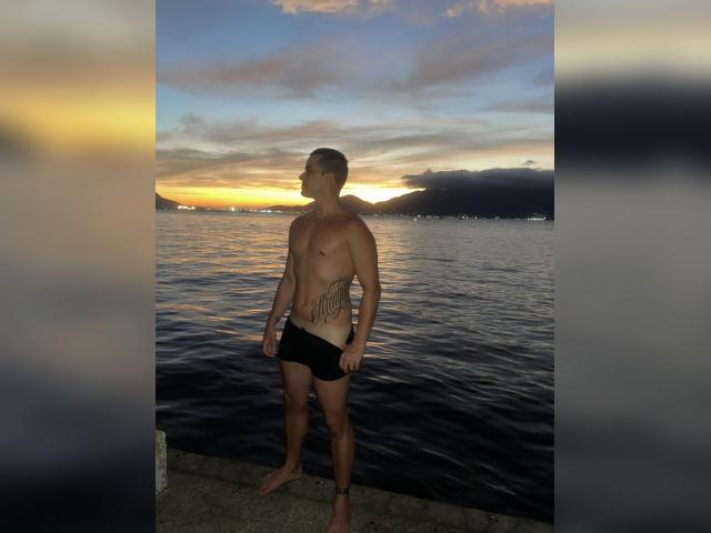 Visit HunterParker profile