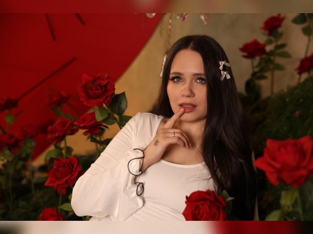 Visit AryaThorne profile