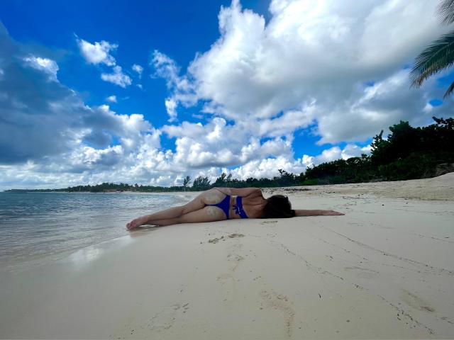 Visit ElizaStoun profile