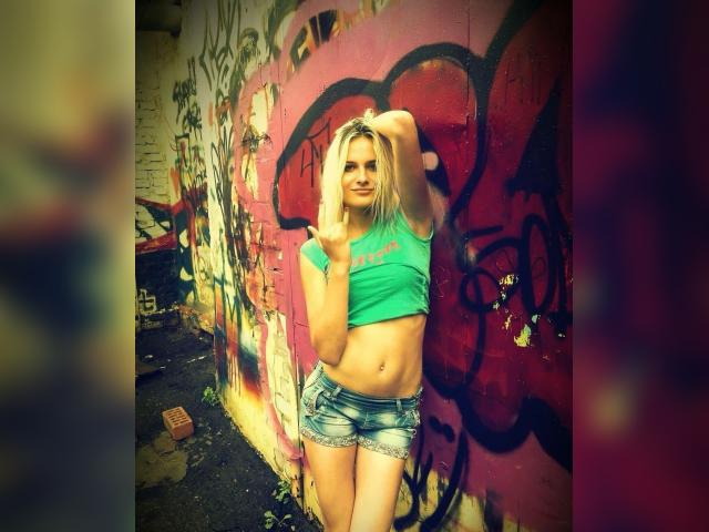 Visit Serenelle profile