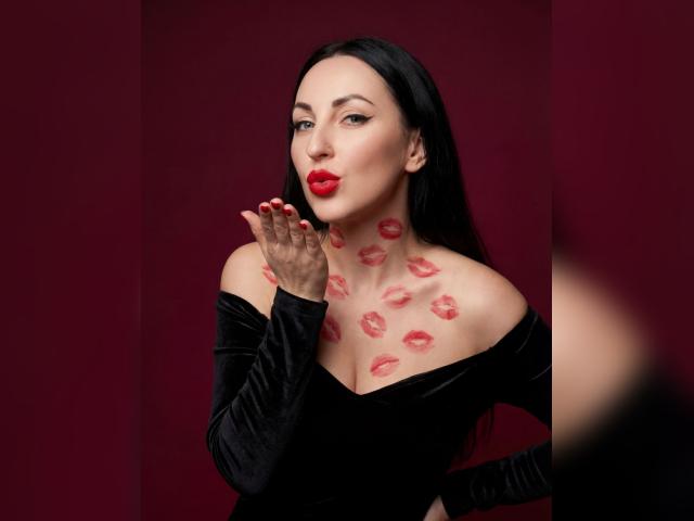 Visit VelvetJuliet profile