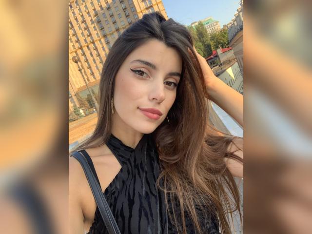 Visit MelissaMay profile