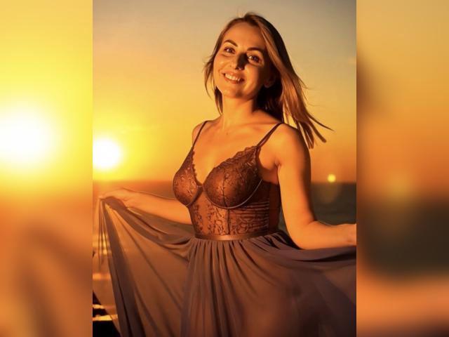 Visit WomanVi profile