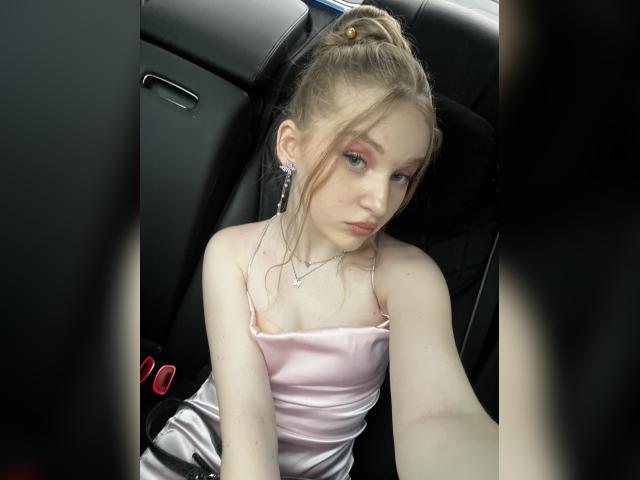 Visit VelvetVeil profile