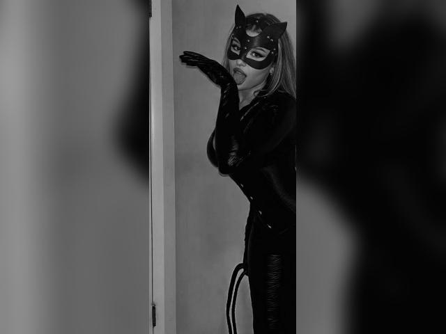 Visit 979angel979 profile