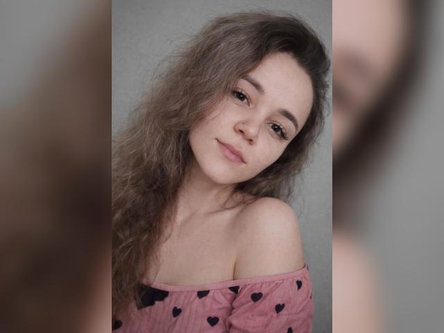 Visit Tavina profile