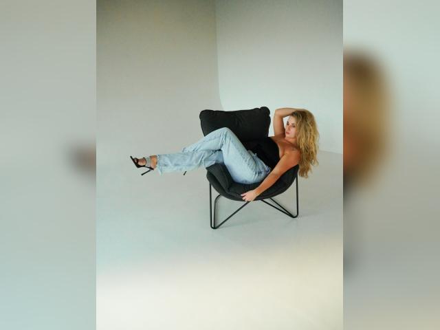 Visit BeautyCherries8 profile