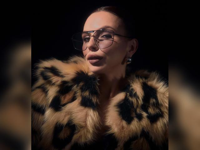 Visit DianaChery profile