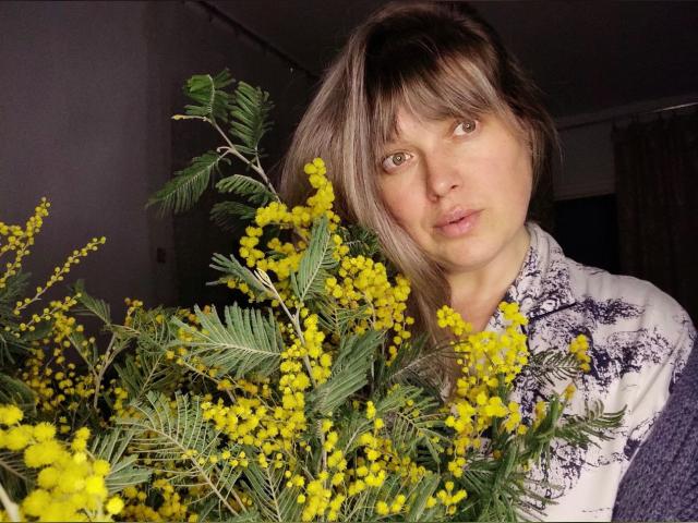 Visit KellyGentleTouc profile