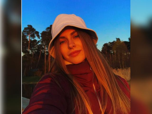 Visit AlexaInlove profile