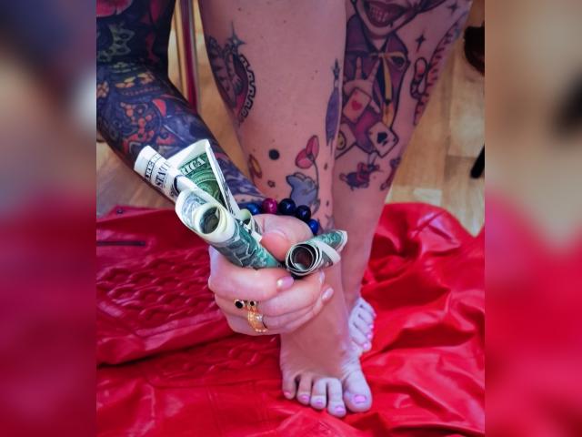 Visit MissTwinkle profile