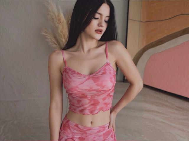 Visit AliseParis profile