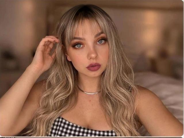 Visit BlackElla profile