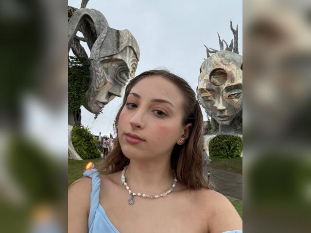 Visit DreamyEva profile