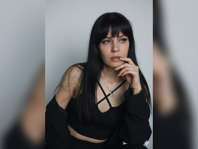 Visit QueenFrost profile