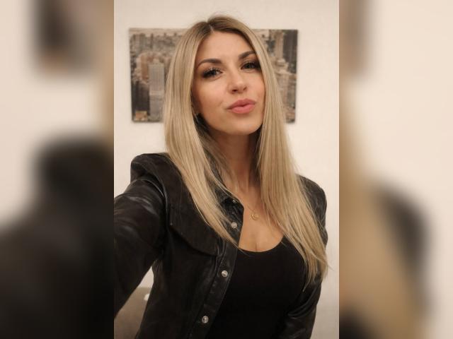 Visit LikaBelle profile