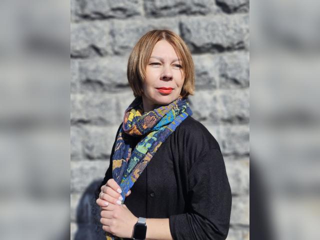 Visit Dinara profile