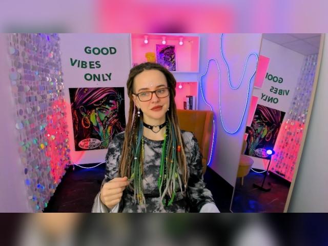 Visit LisaFoxy profile