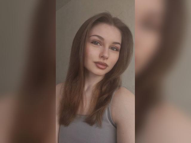 Visit 001goodgirl profile