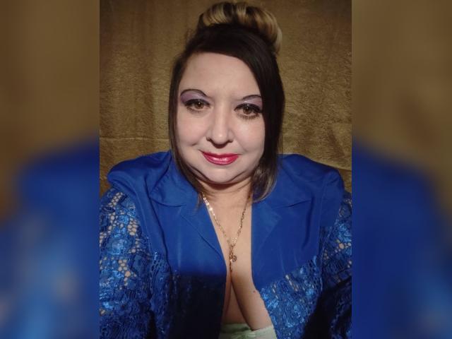 Visit SlowKiss profile