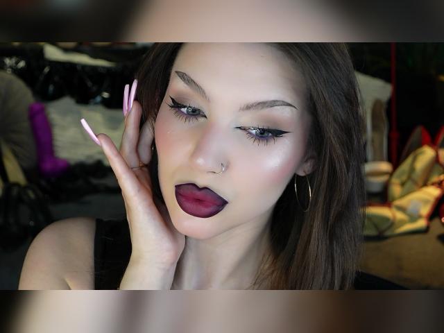 Visit DarsyFancy profile