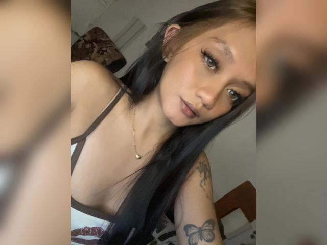 Visit tsbombshell profile