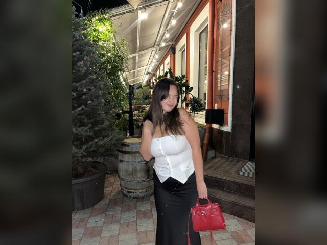 Visit CurvyMuse profile