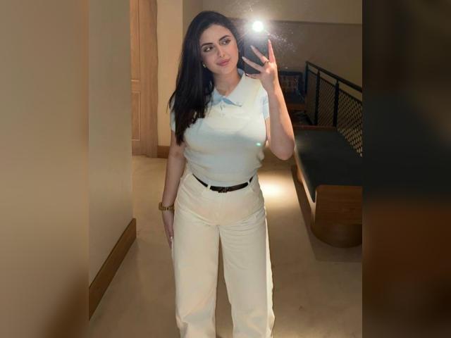 Visit TinaVolt profile