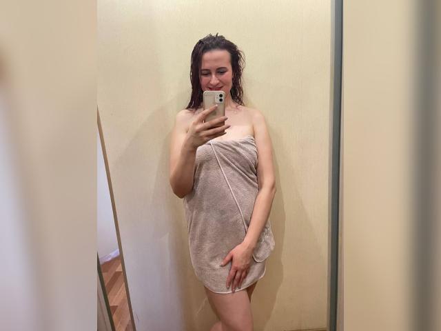 Visit 1CreamRaspberry profile